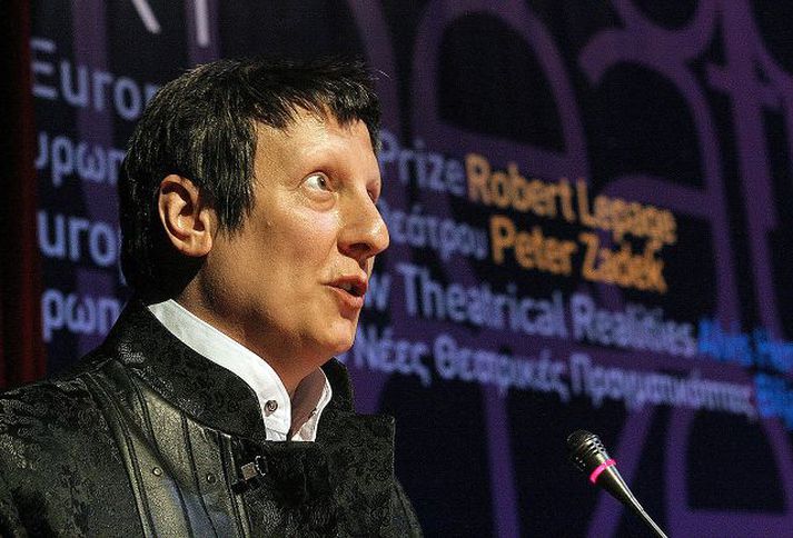 Sjónrænn leikstjóri Sýningar Roberts Lepage þykja mikið sjónarspil og nú hyggst þessi leikstjóri nýta sér íslenskt landslag í uppfærslu Metropolitan-óperunnar á Niflungahring Wagners.NOrdicPhotos/afp