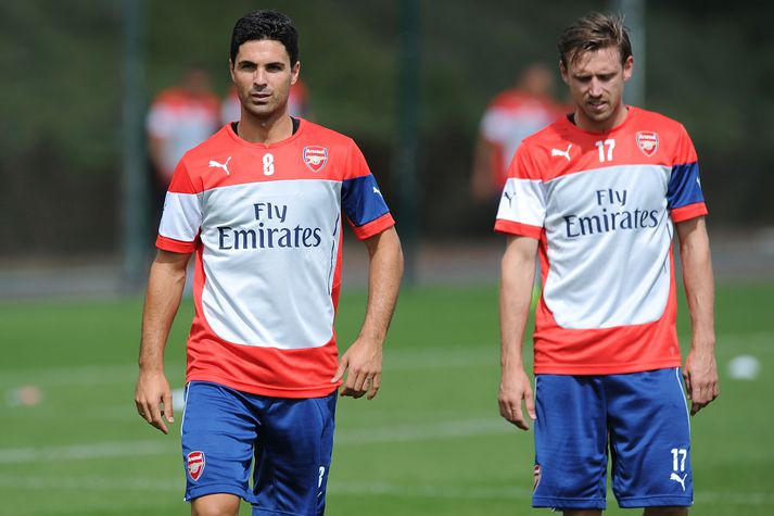 Mikel Arteta og Nacho Monreal á æfingu með Arsenal.