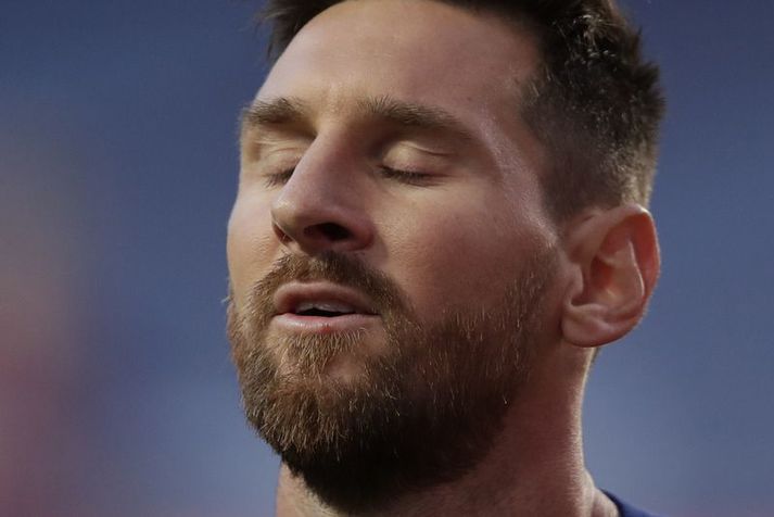 Lionel Messi er byrjaður að æfa á ný með Barcelona og spilaði æfingaleik um helgina.
