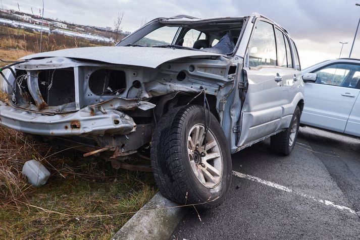 Suzuki Vitara jepplingurinn sem mennirnir óku á í Súðavogi á flótta undan konunni.