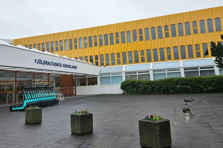 Aðalvarðstjóri segir að hnífnum hafi ekki verið beitt í slagsmálunum. 