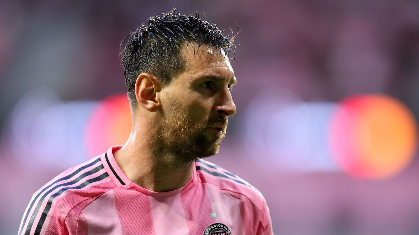 HM í hættu? Messi meiddist í síðasta leik sínum fyrir HM