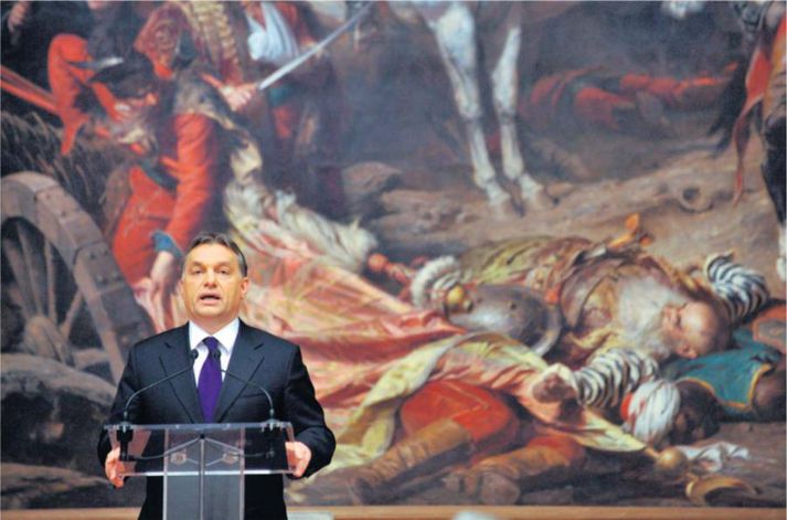 Viktor Orban, forsætisráðherra Ungverjalands, heldur ræðu við gildistöku nýrrar stjórnarskrár.