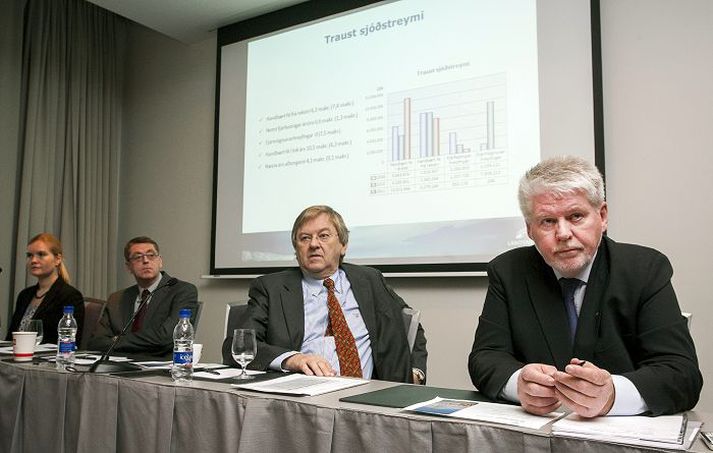 Geir A. Gunnlaugsson stjórnarformaður og Þorgeir J. Kristjánsson, skrifstofustjóri Landsnets, sem stýrði fundi. Fréttablaðið/Anton
