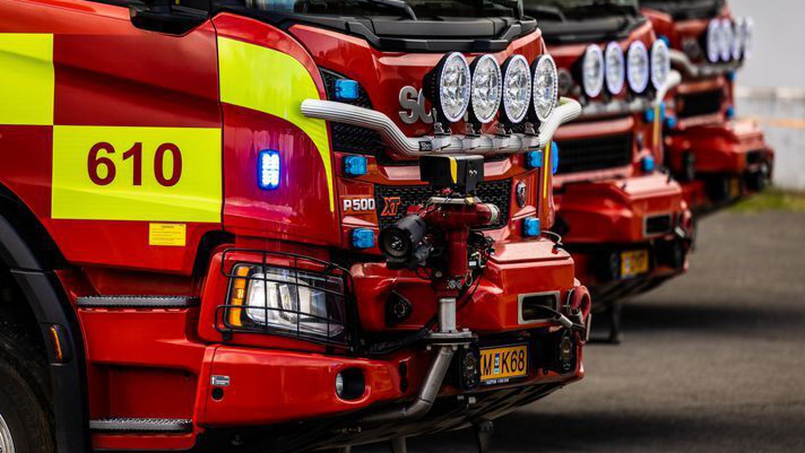 Allt til­tækt slökkvi­lið kallað út vegna reyks