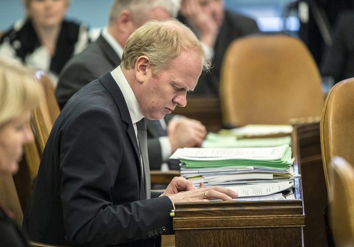 Illugi Gunnarsson segir framundan að endurnýja þjónustusamninginn við Ríkisútvarpið.