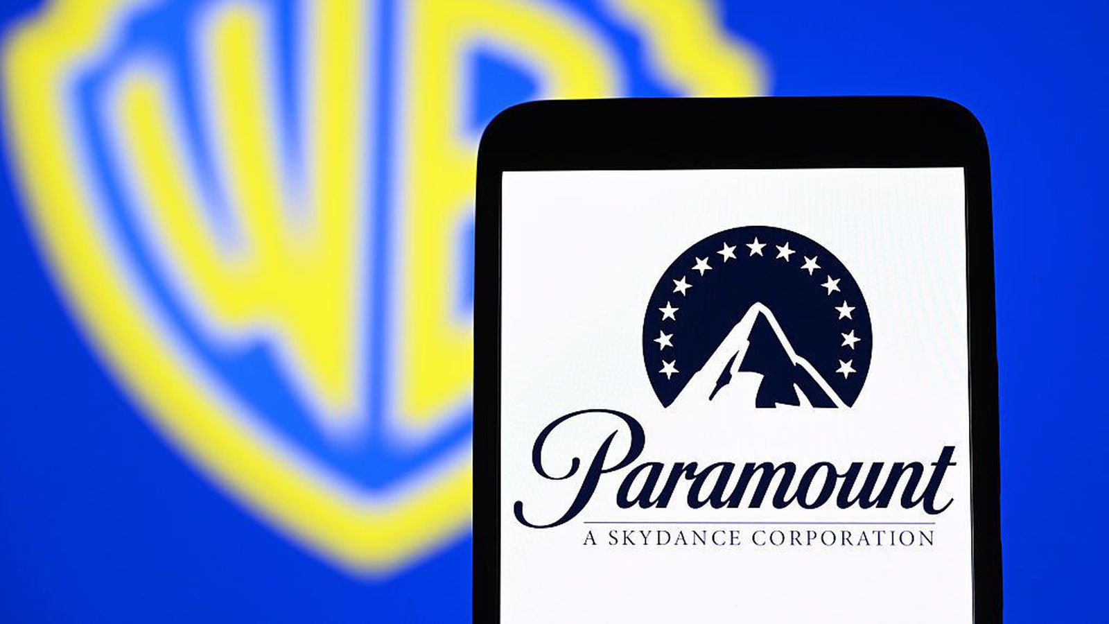 Sam­runi Paramount og Warner Bros sam­þykktur