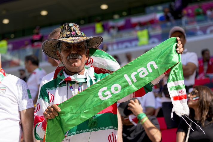 Stuðningsmaður íranska fótboltalandsliðsins á leik liðsins á síðasta heimsmeistaramóti í Katar 2022.