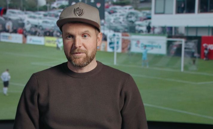 Ingvar Jónsson átti stóran þátt í því að Víkingur varð Íslandsmeistari 2021. Hann varði vítaspyrnu á ögurstundu í leik gegn KR í næstsíðustu umferðinni.