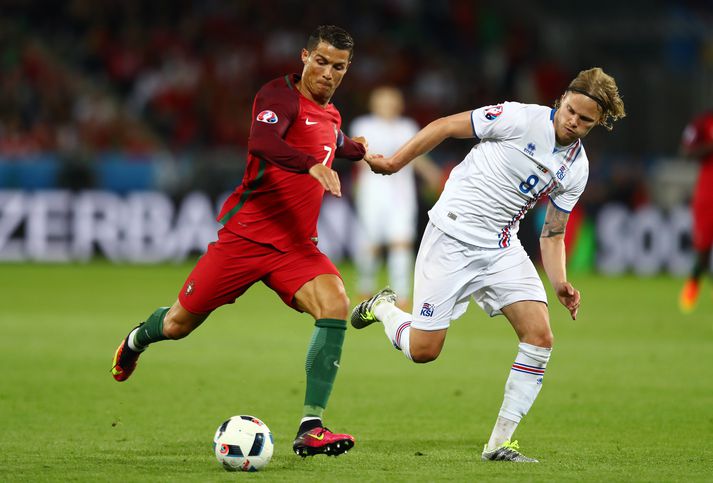 Birkir og Ronaldo á EM 2016.