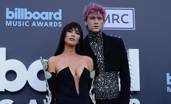 Þau Megan Fox og Machine Gun Kelly á góðri stundu á Billboard tónlistarverðlaunum í Las Vegas. 