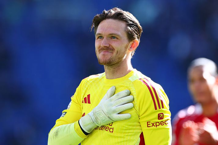 Woodman þakkar fyrir sig eftir fínustu frammistöðu gegn Everton um helgina.