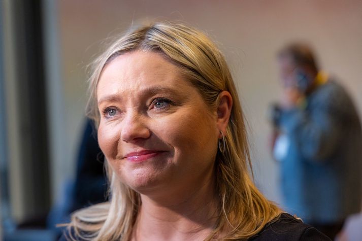 Lilja Dögg Alfreðsdóttir segir það gott að það sé lífleg umræða um íslenskuna. Það þýði að fólki þyki vænt um hana.