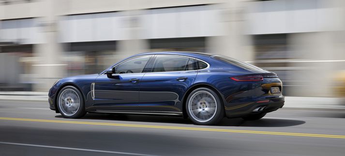 Porsche Panamera Executive.