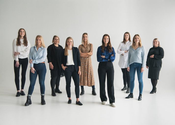 Stjórn UAK, fv.: Guðrún Valdís Jónsdóttir, Katrín Sigríður Þorsteinsdóttir Bachmann, Kristjana Björk Barðdal, Kristín Sverrisdóttir, Inga María Hjartardóttir, Andrea Gunnarsdóttir, Berglind Grímsdóttir, Árný Lára Sigurðardóttir og Bjarklind Björk Gunnarsdóttir.