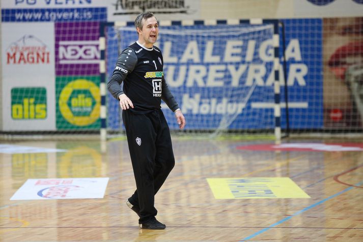 Stephen Nielsen.