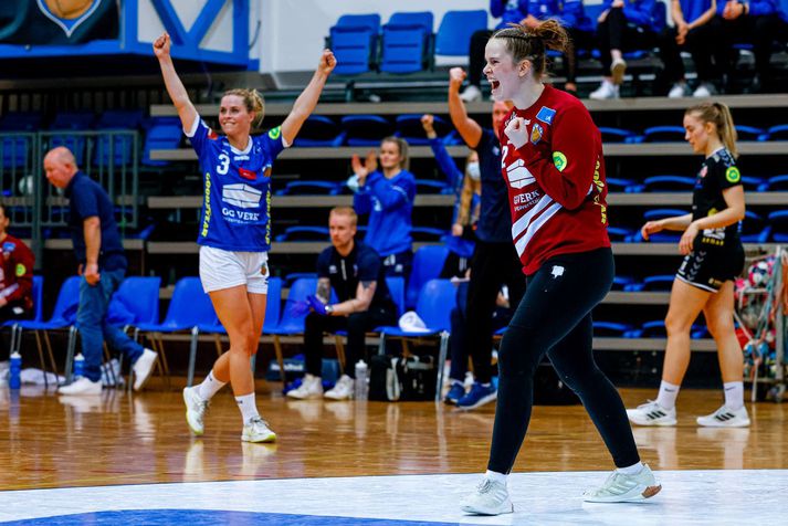 Íslandsmótinu í efstu deild kvenna í handbolta mun ljúka síðar en áætlað var.