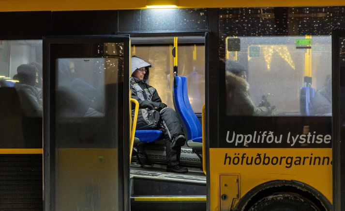 Strætó verður ekið frá miðbæ að Háskólanum í Reykjavík. 