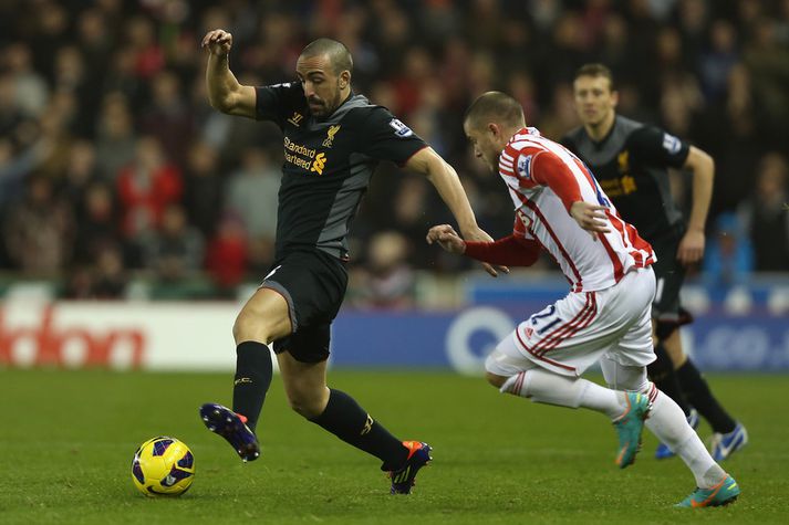 Jose Enrique í baráttunni á Britannia í gær.