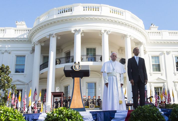 Frans páfi og Barack Obama.