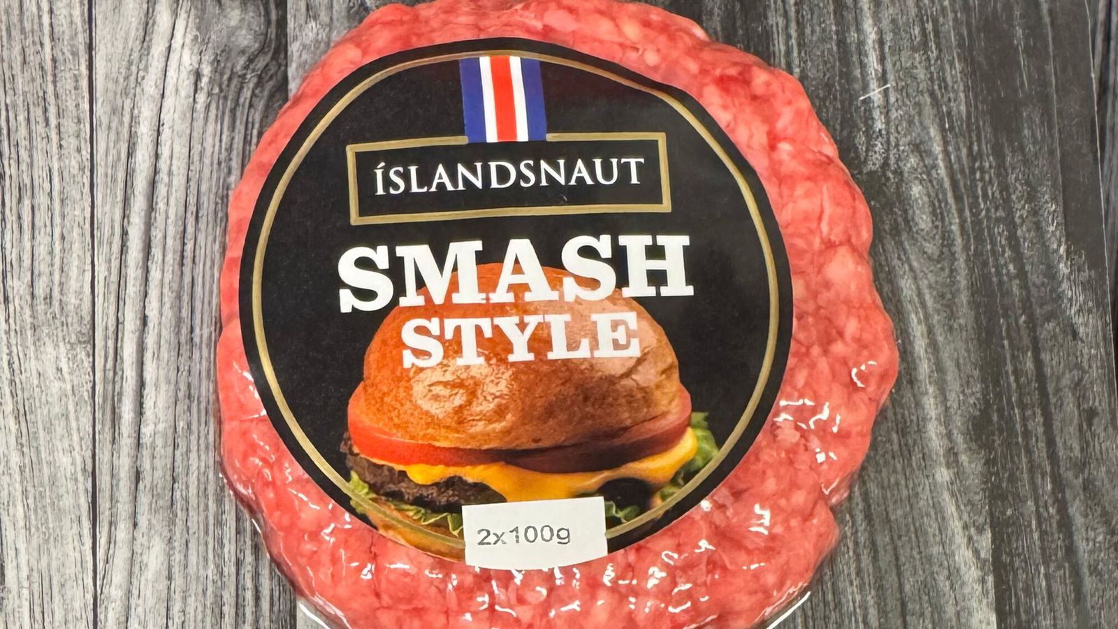 Inn­kalla Ís­land­s­naut hakk og ham­borgara vegna gruns um salmonellu