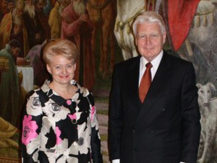 Forsetinn hitti Grybauskaitë nýkjörinn forseta. Litháens. Mynd/ forsetaembættið.