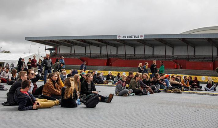 Gestir hátíðarinnar í gær eru taldir hafa verið um sex þúsund talsins.