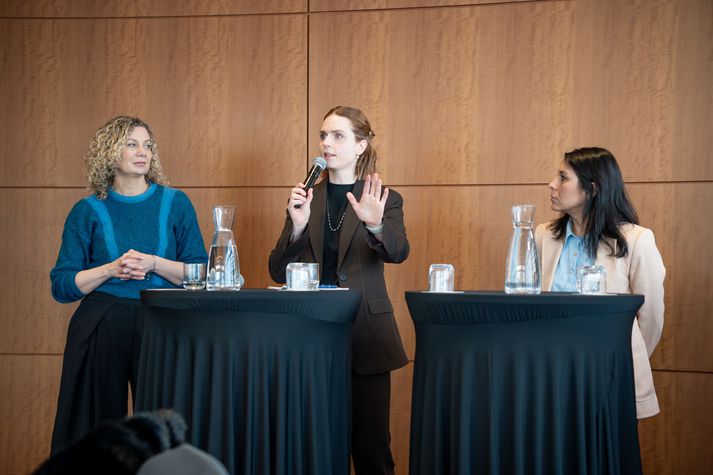 Linda Dröfn Gunnarsdóttir, Dagný Aradóttir Pind og Adriana Karólína Pétursdóttir á málþinginu á fimmtudag. 