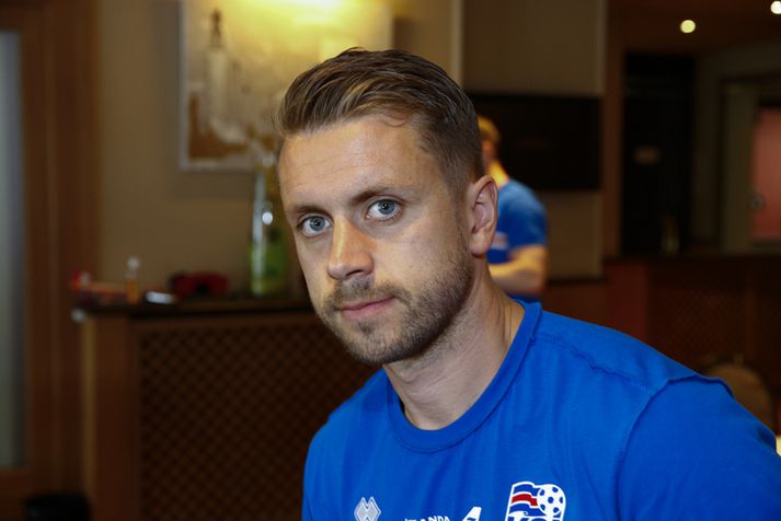 Kári Árnason á hóteli íslenska liðsins í Annecy.