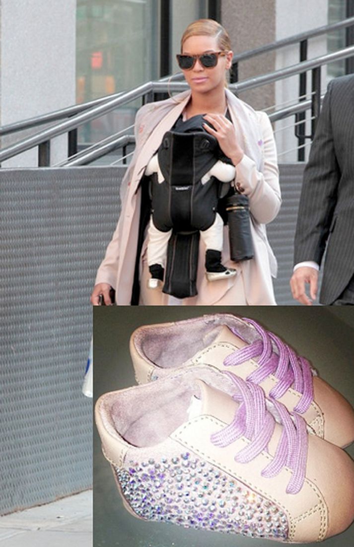 Nýju skórnir hennar Blue Ivy eru pæjulegir.