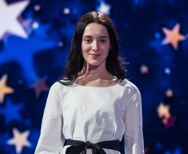 Söngkonan Eden Golan verður að öllum likindum fulltrúi Ísrael í Eurovision í ár.