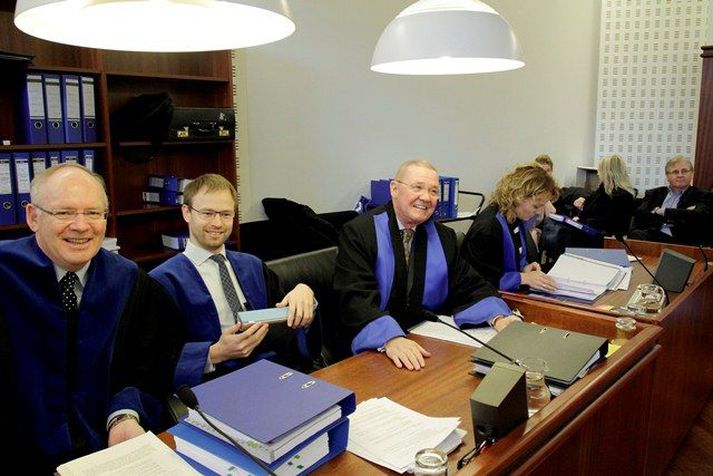 Verjendur sakborninga við aðalmeðferð málsins í gær.