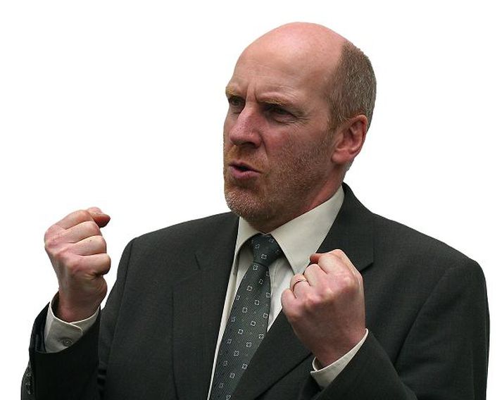 Óðinn viðurkennir að mistök hafi verið gerð þegar stjórnarskiptin voru látin víkja fyrir handboltanum og Steingrímur fékk ekki að klára ræðu sína í beinni útsendingu í Sjónvarpinu.