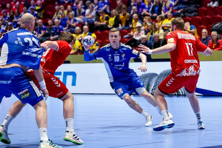 Gísli Þorgeir í leik með Íslandi á nýafstöðnu Evrópumóti. Hann mætir til leiks með stórliði Magdeburgar í kvöld.