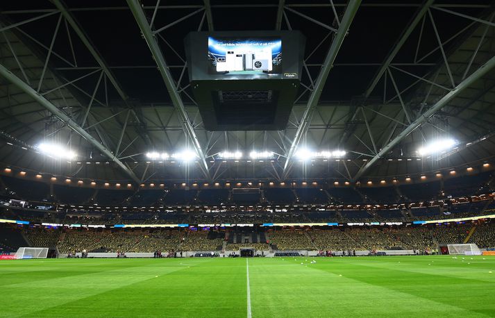 Friends Arena getur mest tekið við um 50 þúsund áhorfendum á knattspyrnuleikjum.