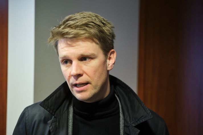 Efling fer fram á fund með Halldóri Benjamín Þorbergssyni, framkvæmastjóra Samtaka atvinnulífsins, að viðstöddum ríkissáttasemjara vegna vanefnda á nýundirrituðum samningi.