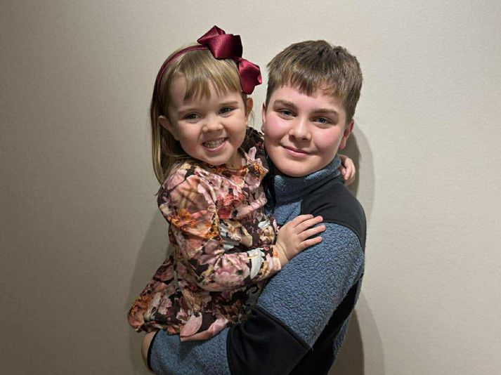 Hafþór Freyr og Snæbjörg Lóa eru kampakát með tíðindin.