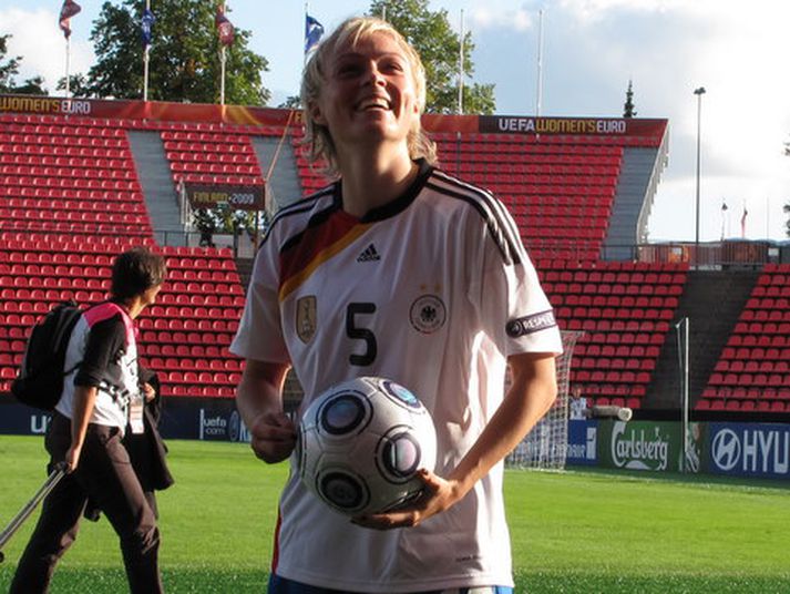 Sif Atladóttir stóð sig vel í sínum fyrsta leik á EM.