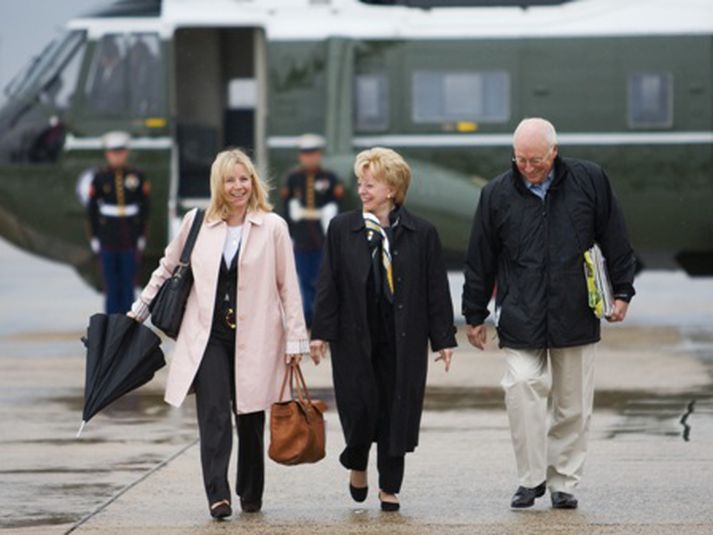 Liz Cheney ásamt foreldrum sínum Dick og Lynne Cheney.
