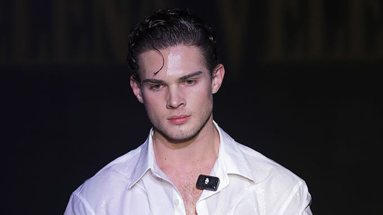 Clavicular fluttur á spítala vegna ætlaðrar ofskömmtunar