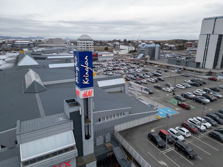 Joe Boxer yfirgefur Kringluna í lok mánaðar.