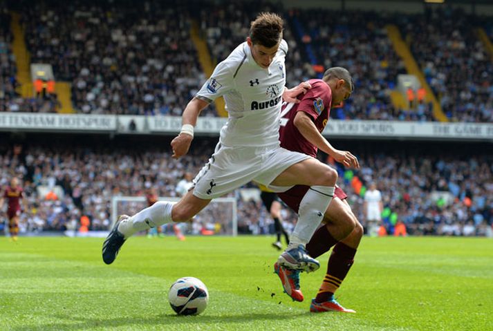 Gareth Bale í baráttunni í dag.