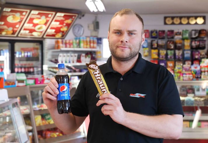 Gos og Hraun er helsta brandarafóðrið í Grindavík þessa stundina, eins og Hallgrímur Hjálmarsson veit manna best.