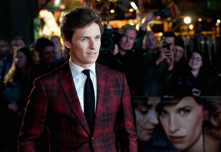 Eddie Redmayne fór með hlutverk transkonunnar Lili Elbe í kvikmyndinni The Danish Girl. Hann segist hún telja það hafa verið mistök.