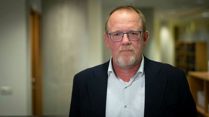 Páll Gunnar Pálsson, forstjóri Samkeppniseftirlitsins, segir fjárskort vera að baki umdeildum samningi við matvælaráðuneytið. 