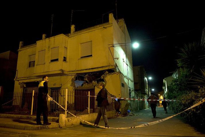 Jarðskjálftinn varð í maí árið 2011 og kostaði níu manns lífið.
nordicphotos/AFP
