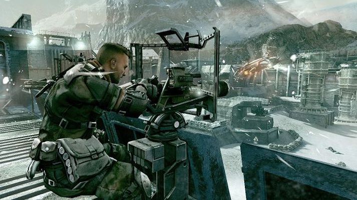 Killzone 3 gerist jafnt í geysistórum geimskipum sem ísilögðum hernaðarbækistöðvum.