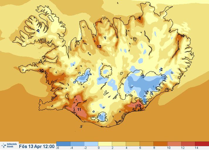 Hitaspákort Veðurstofunnar fyrir hádegið á morgun. Eins og sést glittir í tveggja stafa tölur sums staðar á landinu.