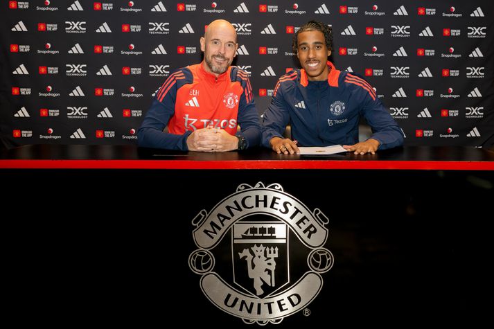 Erik Ten Hag, þjálfari Man United, og nýjasti leikmaður liðsins.
