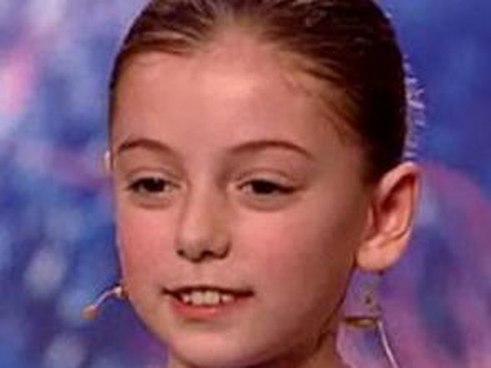 Hollie Steel mætir Susan Boyle í úrslitum.